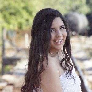 Meet your Posher, Noelle